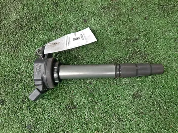 КАТУШКА ЗАЖИГАНИЯ НА TOYOTA VOXY ZRR70 3ZR-FE