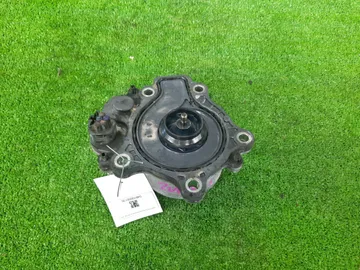 ПОМПА НА TOYOTA PRIUS ALPHA ZVW41W 2ZR-FXE