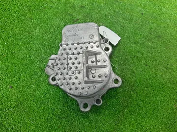 ПОМПА НА TOYOTA PRIUS ALPHA ZVW41W 2ZR-FXE
