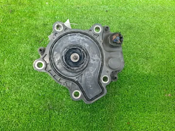 ПОМПА НА TOYOTA PRIUS ZVW30 2ZR-FXE