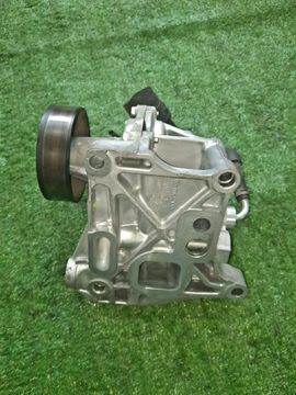 ПОМПА НА MAZDA AXELA BM2FS SH-VPTR