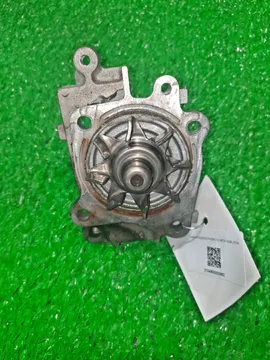 ПОМПА НА MITSUBISHI PAJERO IO H67W 4G94