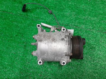 КОМПРЕССОР КОНДИЦИОНЕРА НА MITSUBISHI GRANDIS NA4W 4G69