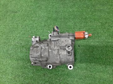 КОМПРЕССОР КОНДИЦИОНЕРА НА TOYOTA PRIUS ZVW30 2ZR-FXE