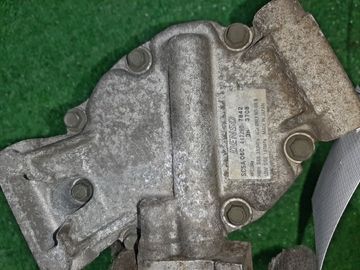 КОМПРЕССОР КОНДИЦИОНЕРА НА TOYOTA PORTE NNP11 1NZ-FE