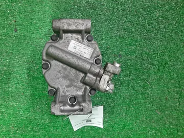 КОМПРЕССОР КОНДИЦИОНЕРА НА TOYOTA PORTE NNP11 1NZ-FE