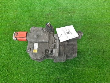 КОМПРЕССОР КОНДИЦИОНЕРА НА TOYOTA AQUA NHP10 1NZ-FXE