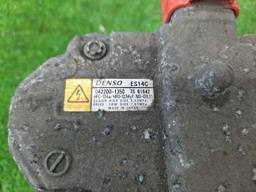 КОМПРЕССОР КОНДИЦИОНЕРА НА TOYOTA AQUA NHP10 1NZ-FXE
