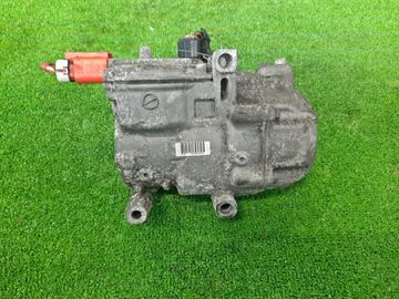 КОМПРЕССОР КОНДИЦИОНЕРА НА TOYOTA PRIUS ZVW30 2ZR-FXE