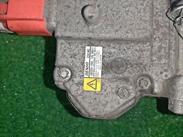 КОМПРЕССОР КОНДИЦИОНЕРА НА TOYOTA AQUA NHP10 1NZ-FXE