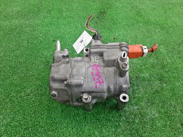 КОМПРЕССОР КОНДИЦИОНЕРА НА TOYOTA PRIUS ZVW30 2ZR-FXE