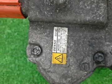 КОМПРЕССОР КОНДИЦИОНЕРА НА TOYOTA AQUA NHP10 1NZ-FXE
