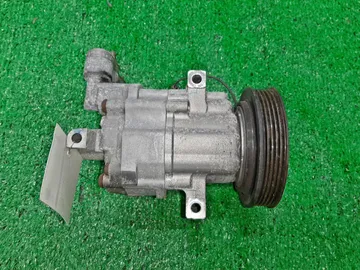 КОМПРЕССОР КОНДИЦИОНЕРА НА NISSAN MARCH AK12 CR12DE