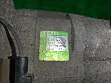 КОМПРЕССОР КОНДИЦИОНЕРА НА NISSAN MARCH AK12 CR12DE