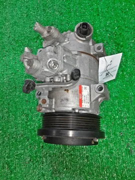 КОМПРЕССОР КОНДИЦИОНЕРА НА TOYOTA ISIS ZGM10G 2ZR-FAE