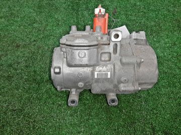 КОМПРЕССОР КОНДИЦИОНЕРА НА TOYOTA CROWN AWS210 2AR-FSE