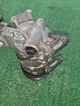 КОМПРЕССОР КОНДИЦИОНЕРА НА TOYOTA VITZ SCP13 2SZ-FE