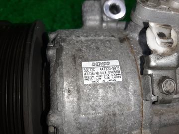 КОМПРЕССОР КОНДИЦИОНЕРА НА TOYOTA ISIS ZNM10G 1ZZ-FE