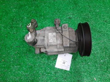 КОМПРЕССОР КОНДИЦИОНЕРА НА NISSAN MARCH AK12 CR12DE