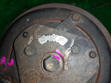 КОМПРЕССОР КОНДИЦИОНЕРА НА DAIHATSU TERIOS KID J111G EF-DEM