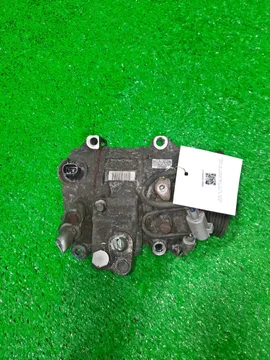 КОМПРЕССОР КОНДИЦИОНЕРА НА TOYOTA ESTIMA GSR55 2GR-FE