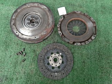 МАХОВИК НА MITSUBISHI PAJERO V24W 4D56T