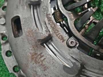 МАХОВИК НА MAZDA AXELA BK3P L3-VDT