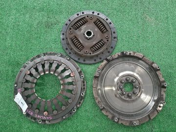 МАХОВИК НА NISSAN SKYLINE HV37 VQ35HR