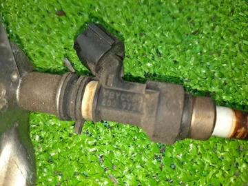 ИНЖЕКТОР НА SUBARU EXIGA YA4 EJ204