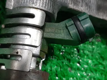 ИНЖЕКТОР НА TOYOTA CROWN GRS180 4GR-FSE