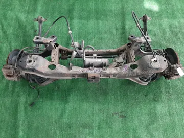 БАЛКА НА MAZDA AXELA BKEP LF-DE