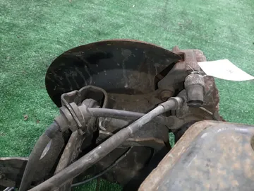 БАЛКА НА MAZDA AXELA BKEP LF-DE