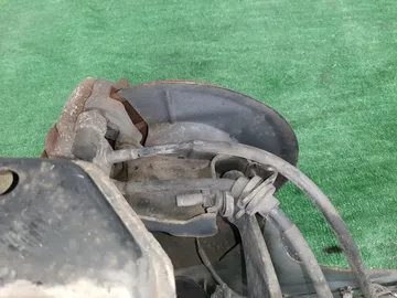 БАЛКА НА MAZDA AXELA BKEP LF-DE