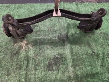 БАЛКА НА HONDA VEZEL RU4 LEB