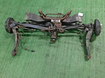 БАЛКА НА MITSUBISHI AIRTREK CU4W 4G64