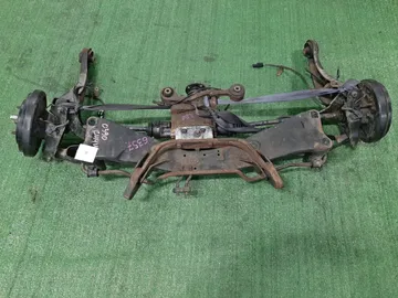 БАЛКА НА MITSUBISHI AIRTREK CU4W 4G64