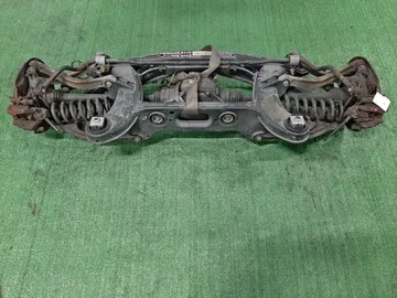 БАЛКА НА MERCEDES-BENZ C200 W204 271860