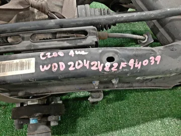 БАЛКА НА MERCEDES-BENZ C200 W204 271860