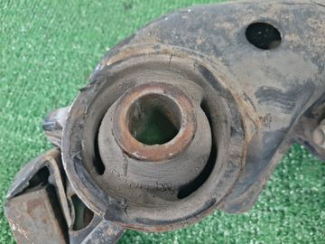 БАЛКА НА NISSAN LAUREL C35 RB20DE