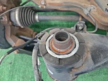 БАЛКА НА SUZUKI ESCUDO TDA4W J24B