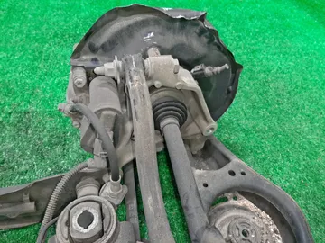 БАЛКА НА AUDI Q3 8U