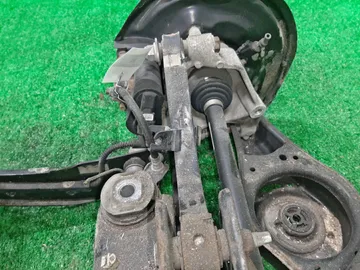 БАЛКА НА VOLKSWAGEN TIGUAN 5N1 CAW