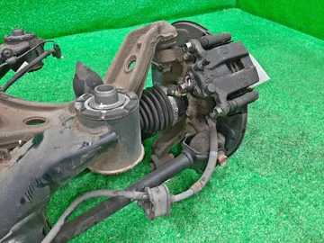 БАЛКА НА SUZUKI ESCUDO TDA4W J24B