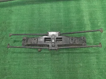 БАЛКА НА MAZDA FAMILIA BJ5W ZL-DE
