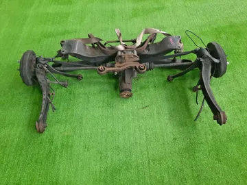 БАЛКА НА MITSUBISHI AIRTREK CU4W 4G64