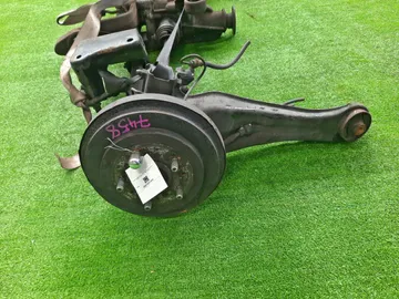 БАЛКА НА MITSUBISHI AIRTREK CU4W 4G64