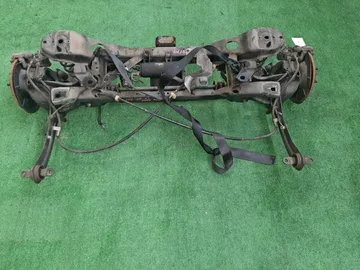 БАЛКА НА MAZDA AXELA BKEP LF-DE