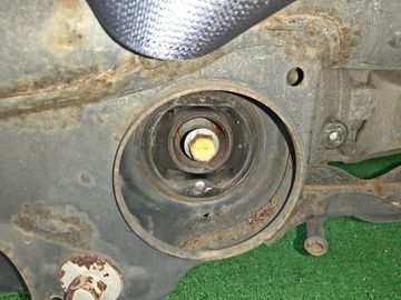 БАЛКА НА SUZUKI ESCUDO TDA4W J24B