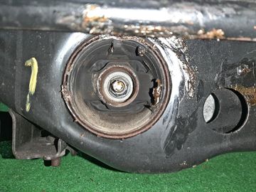 БАЛКА НА NISSAN DUALIS KNJ10 MR20DE