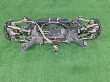 БАЛКА НА LEXUS LS460 USF40 1UR-FSE